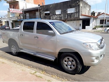 foto Toyota Hilux 2.5 4x2 DX DC usado (2010) color Plata precio $515.000