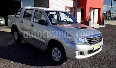 foto Toyota Hilux 2.5 4x2 DX Pack DC usado (2013) color Gris Claro precio $750.000