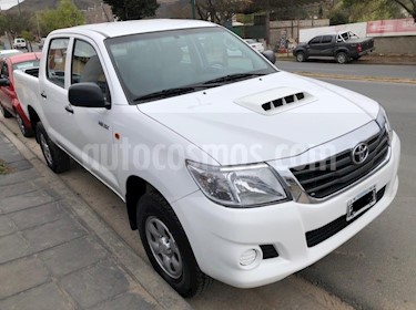 Toyota Hilux 2.5 4x2 DX Pack DC usado (2015) color Blanco precio $950.000