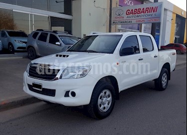 foto Toyota Hilux 2.5 4x4 DX DC usado (2015) color Blanco precio $950.000