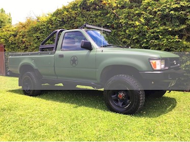 foto Toyota Hilux 2.8 4x4 Limited TDi DC usado (1999) color Verde precio $180.000