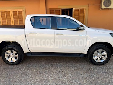 foto Toyota Hilux 2.8 4x4 SRV TDi DC usado (2017) color Blanco precio $1.200.000