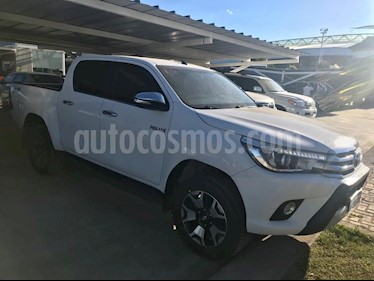 foto Toyota Hilux 2.8 4x4 SRV TDi DC usado (2016) color Blanco precio $1.869.000