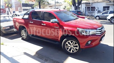 foto Toyota Hilux 2.8 4x4 SRX TDi DC Aut usado (2017) color Rojo