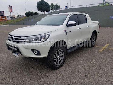foto Toyota Hilux 2.8 4x4 SRX TDi DC usado (2018) color Blanco precio $1.600.000