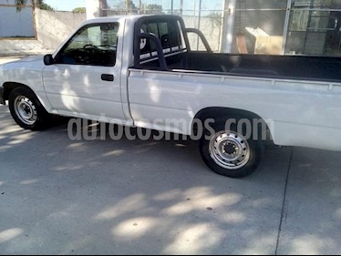 foto Toyota Hilux 3.0 4x2 DLX DC usado (1998) color Blanco precio $280.000