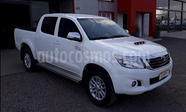 foto Toyota Hilux 3.0 4x2 SR TDi DC usado (2014) color Blanco precio $1.060.000