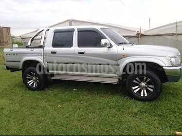 Toyota Hilux 3.0 4x2 SRV DC usado (2004) color Plata precio $530.000
