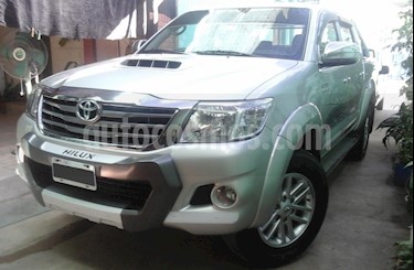 Foto venta Auto usado Toyota Hilux 3.0 4x2 SRV TDi DC Cuero (2013) color Plata precio $950.000