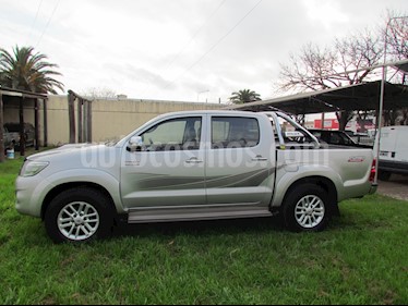 foto Toyota Hilux 3.0 4x2 SRV TDi DC usado (2012) color Gris precio $1.100.000