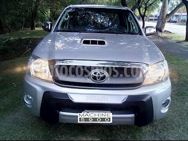Foto venta Auto usado Toyota Hilux 3.0 4x4 Limited TDi DC Cuero Aut (2010) color Gris Claro precio $710.000