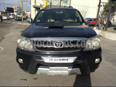 Foto venta Auto usado Toyota Hilux 3.0 4x4 SRV TDi DC Aut (2005) color Negro precio $610.000