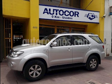Foto venta Auto usado Toyota Hilux 3.0 4x4 SRV TDi DC Aut (2006) color Gris Claro precio $560.000