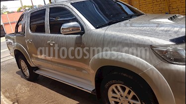 foto Toyota Hilux 3.0 4x4 SRV TDi DC Cuero Aut usado (2012) color Gris precio $1.080.000
