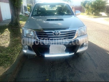 foto Toyota Hilux 3.0 4x4 SRV TDi DC Cuero Aut usado (2012) color Plata precio $868.000