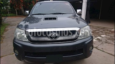 Foto venta Auto usado Toyota Hilux 3.0 4x4 SRV TDi DC Cuero (2011) color Gris Oscuro precio $685.000