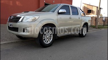 foto Toyota Hilux 3.0 4x4 SRV TDi DC usado (2013) color Beige precio $1.150.000