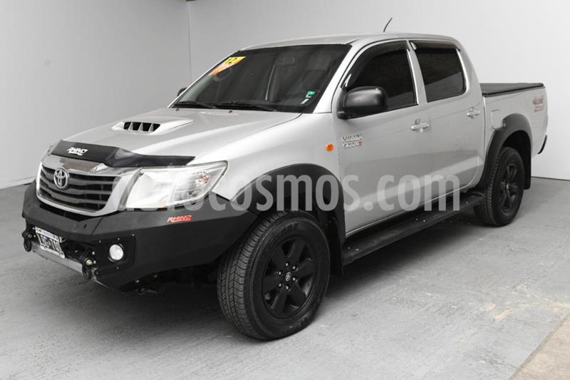 Toyota Hilux 3.0 4x4 SR TDi DC usado (2012) color Gris Claro precio $1.620.000