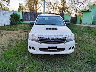 Toyota Hilux 2.5 4x4 DX Pack DC usado (2013) color Blanco precio $900.000