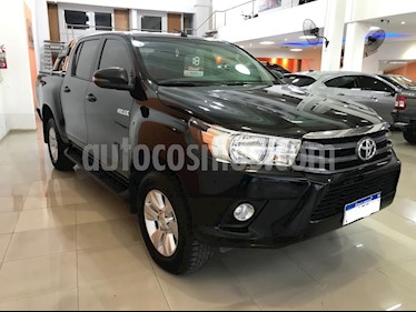 foto Toyota Hilux 2.8 4x4 SR TDi DC usado (2018) color Negro precio $1.760.000