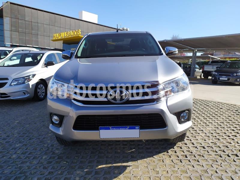 Toyota Hilux 2.8 4x2 SRX TDi DC Aut usado (2018) color Gris precio $3.100.000