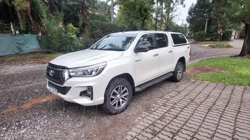 Foto Toyota Hilux 2.8 4x4 SRX TDi DC Aut usado (2020) color Blanco precio $44.000.000