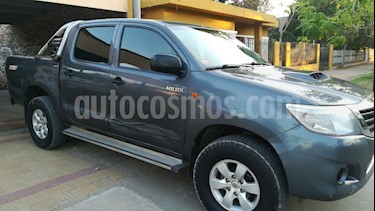 Toyota Hilux 2.5 4x2 DX Pack DC usado (2013) color Gris precio $1.050.000