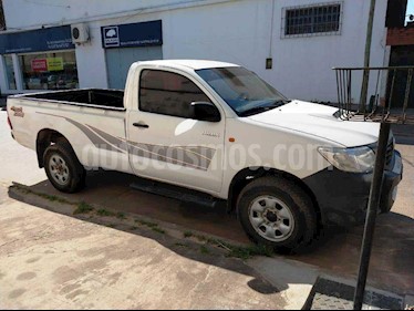 Toyota Hilux 2.5 4x4 DX TDi Pack DC usado (2015) color Blanco precio $940.000