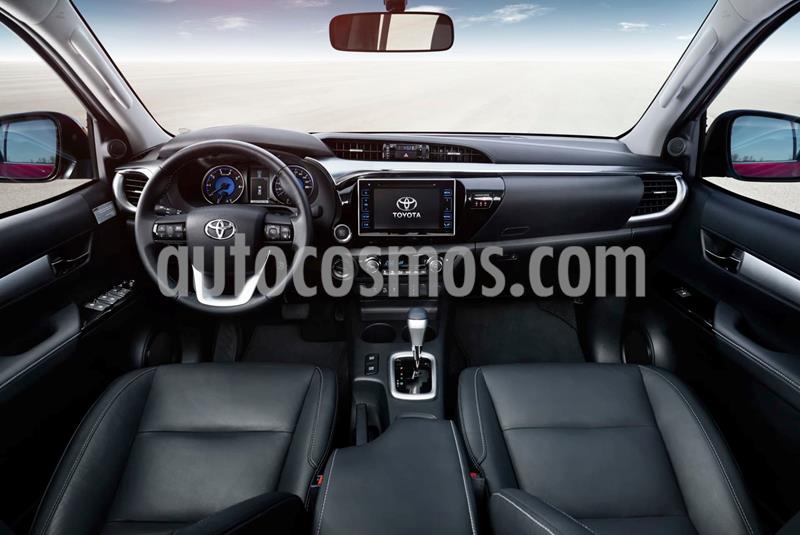 Toyota Hilux 2.4 4x4 SC usado (2017) color Negro precio $198.000