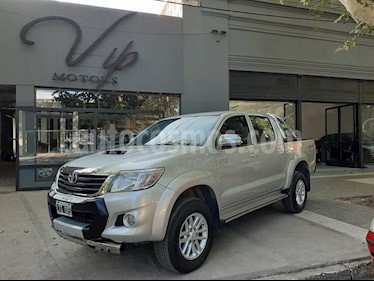 Toyota Hilux 3.0 4x4 SRV TDi DC usado (2012) color Gris Claro precio $1.350.000