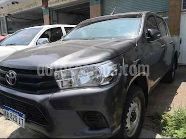 Toyota Hilux 2.4 4x2 DX TDi DC usado (2017) color Gris Oscuro precio $1.110.000