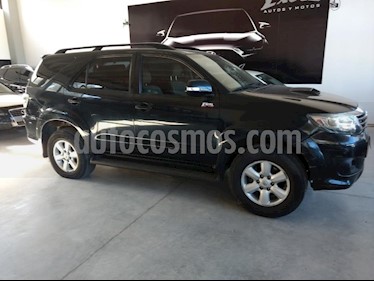 Toyota Hilux 3.0 4x2 SRV TDi DC Cuero usado (2012) color Negro precio $1.815.000