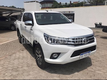 Toyota Hilux 2.8 4x4 SRV TDi DC usado (2017) color Blanco precio $1.900.000