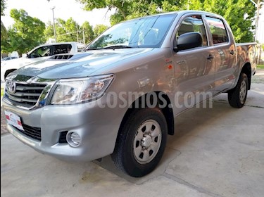 foto Toyota Hilux 2.5 4x2 DX Pack DC usado (2015) color Gris Claro precio $1.111.111