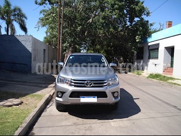 Toyota Hilux 2.8 4x2 SRV TDi DC usado (2018) color Gris precio $1.890.000