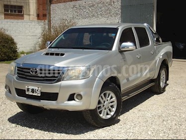 Toyota Hilux 3.0 4x4 SRV TDi DC usado (2012) color Gris Claro precio $990.000