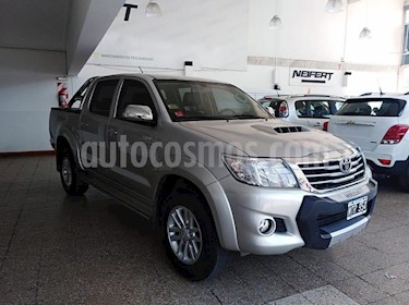 foto Toyota Hilux 3.0 4x2 SRV TDi DC usado (2014) color Gris Claro precio $1.400.000