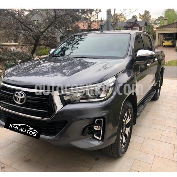 Toyota Hilux 2.8 4x2 SRX TDi DC Aut usado (2019) color Negro precio $3.400.000