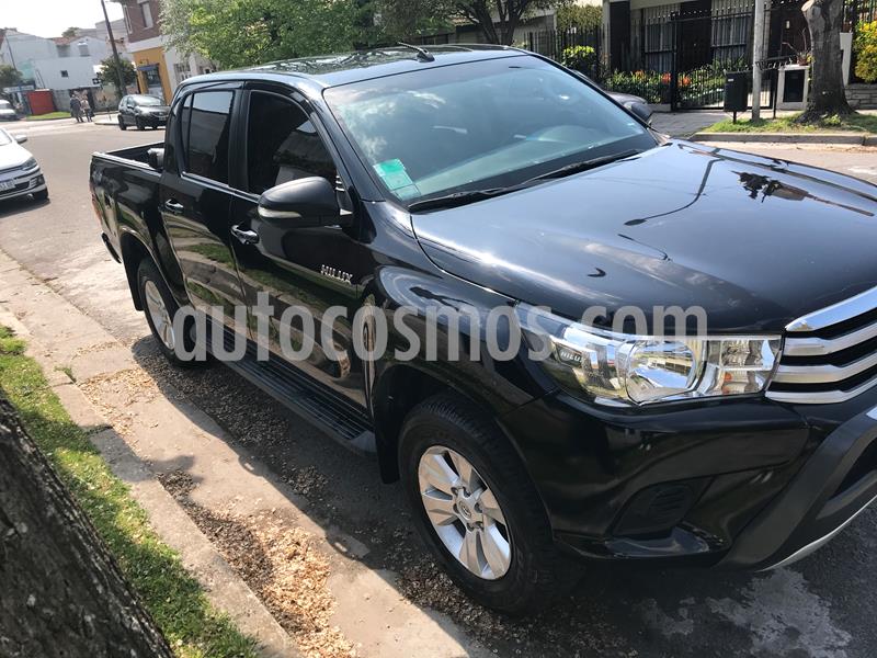 Toyota Hilux 2.8 4x4 SR TDi DC usado (2017) color Negro precio $3.000.000