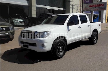 Foto Toyota Hilux 2.5 4x4 DX Pack DC usado (2011) color Blanco precio $750.000