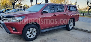 Toyota Hilux 2.8 4x2 SRV Pack TDi DC usado (2017) color Rojo precio u$s35.000