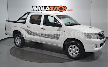 foto Toyota Hilux 2.5 4x4 DX Pack DC usado (2014) color Blanco precio $1.500.000