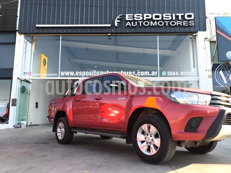 foto Toyota Hilux 2.8 4x4 SR TDi DC usado (2016) precio $2.750.000