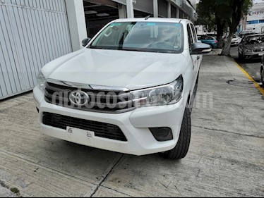 foto Toyota Hilux Cabina Doble Base usado (2016) color Blanco precio $265,000