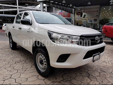 foto Toyota Hilux Cabina Doble Diesel 4X4 usado (2019) color Blanco precio $410,000