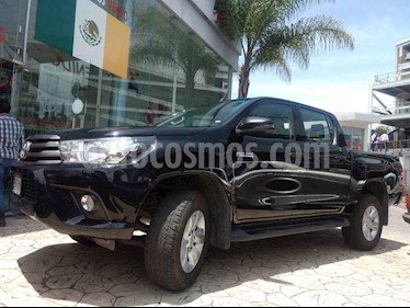 foto Toyota Hilux Cabina Doble SR usado (2019) color Negro precio $360,000