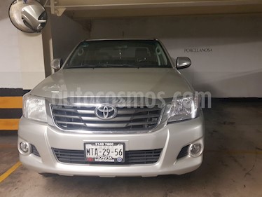 foto Toyota Hilux Cabina Doble usado (2014) color Plata precio $225,000