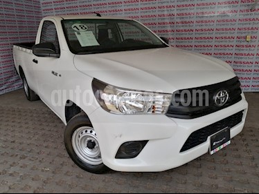 Toyota Hilux Cabina Sencilla Ac usado (2018) color Blanco precio $274,000