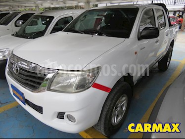 foto Toyota Hilux 2.5L 4x4 DC Diesel usado (2014) color Blanco precio $76.900.000