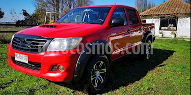 Toyota Hilux DLX 2.5 4X4 Cabina Doble usado (2015) color Rojo precio $11.000.000